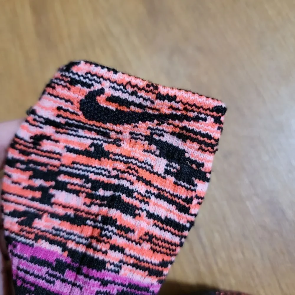 Nike Elite Kay Yow Basketball Crew Socks Size Large L Black Pink Ombre Swoosh